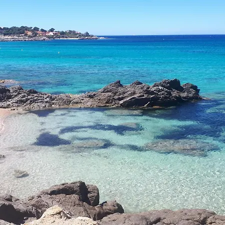 Maison Pied Dans L'eau Lumio (Corsica)